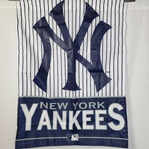 New York Yankees Vertical Flag WinCraft Sports MLB Officially Licensed 27"x37" U